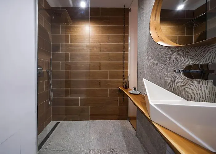 Tiny Апартаменти